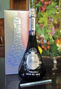 Champagne Princes Message on a Bottle par De Venoge