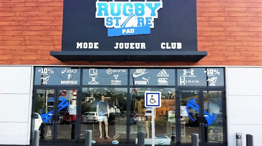 Rugby Store, commerce sur Message In A Window