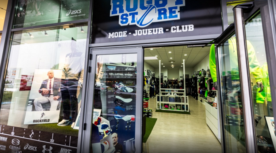 Rugby Store Clermont Ferrand, commerce sur Message In A Window